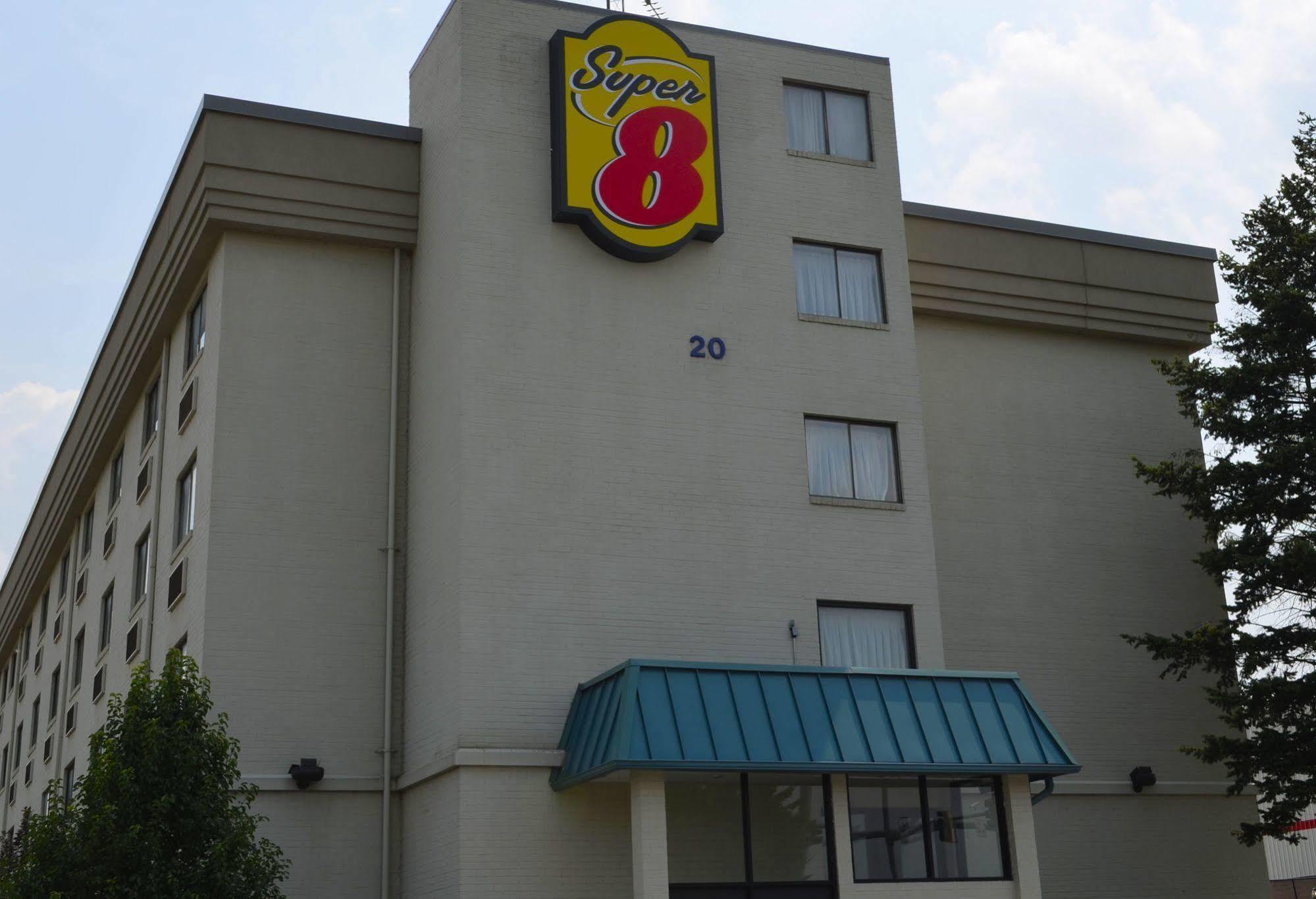 ซูเปอร์ 8 บาย วินด์แฮม เฟรเดอริค Hotel เฟรเดอริก ภายนอก รูปภาพ