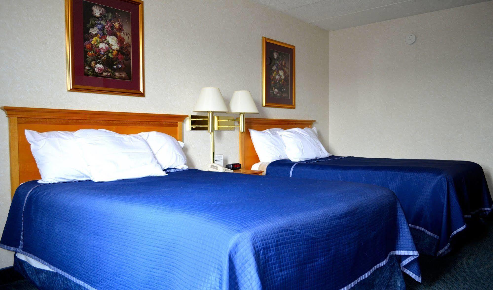 ซูเปอร์ 8 บาย วินด์แฮม เฟรเดอริค Hotel เฟรเดอริก ภายนอก รูปภาพ